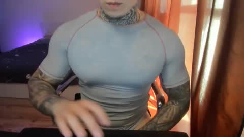 Snapshot of lewis_muscleee chatting on April 7, 2026, 12:49 pm blablablack online show from April 7, 2026, 12:49 pm
