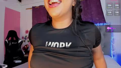 xiara online show from July 15, 2026, 1:33 am