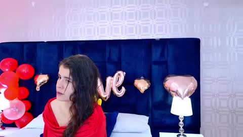 Snapshot of lexaderuso chatting on February 15, 2026, 7:43 pm LexaDeRuso online show from February 15, 2026, 7:43 pm