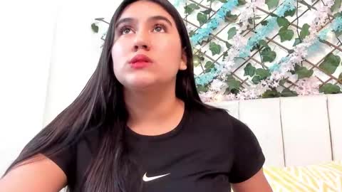 Gabrielle online show from October 8, 2025, 11:19 am