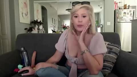 Lexi online show from January 12, 2026, 7:08 pm