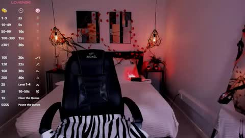 Lexy - Follow me online show from October 26, 2025, 6:52 am