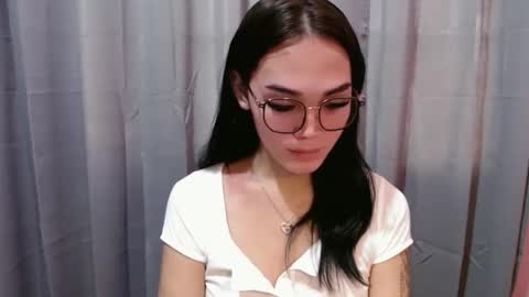 lexibabe_ online show from May 24, 2026, 5:12 am