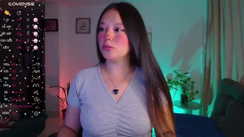 Lexie Thompson   8pm  0000am -5 online show from February 7, 2025, 3:23 am