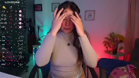 Lexie Thompson   8pm  0000am -5 online show from February 17, 2025, 2:53 am