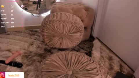 LEXIE online show from February 20, 2025, 12:52 am