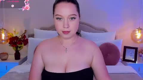 Snapshot of lexiepat chatting on July 15, 2026, 12:21 pm Alex online show from July 15, 2026, 12:21 pm