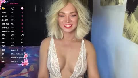 lexiesmith_ online show from September 18, 2025, 1:18 am
