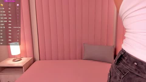 Snapshot of lexiethompson_ chatting on February 25, 2026, 12:15 pm Lexie Thompson online show from February 25, 2026, 12:15 pm