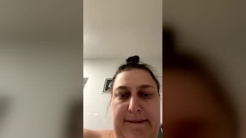Snapshot of lexii132 chatting on May 16, 2026, 12:40 am SoloAfterDark online show from May 16, 2026, 12:40 am