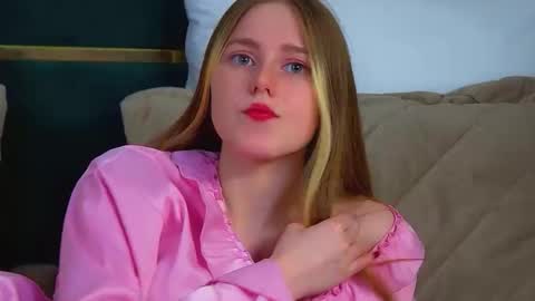 Lexi online show from November 29, 2025, 6:44 pm