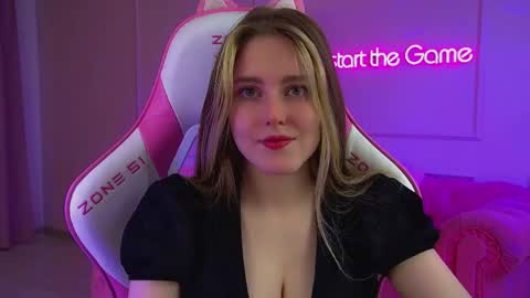 Snapshot of lexireadway chatting on May 14, 2026, 6:42 am Lexi online show from May 14, 2026, 6:42 am