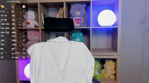 Snapshot of lexirouge__ chatting on May 5, 2026, 5:04 am lexirouge online show from May 5, 2026, 5:04 am