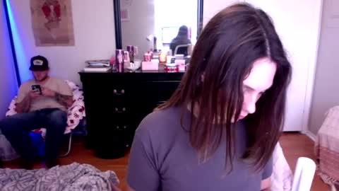 Snapshot of lexwyoex chatting on December 20, 2025, 6:59 pm lexwyoex online show from December 20, 2025, 6:59 pm