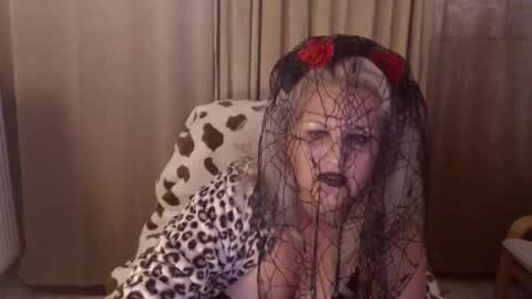 Snapshot of lexxa_blond chatting on October 31, 2025, 11:06 pm Hannah online show from October 31, 2025, 11:06 pm