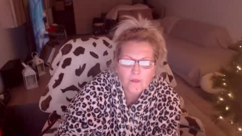 Snapshot of lexxa_blond chatting on January 12, 2026, 12:38 am Hannah online show from January 12, 2026, 12:38 am