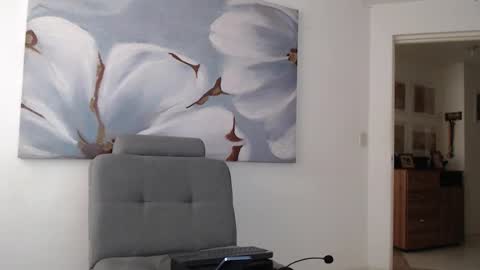 Snapshot of lexxandbuster chatting on January 7, 2025, 6:56 pm LEXX  BUSTER online show from January 7, 2025, 6:56 pm