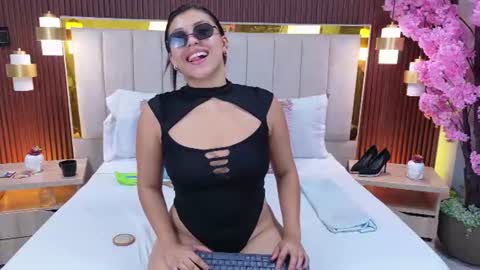 Snapshot of lexxi_gb chatting on July 24, 2026, 8:40 pm lexxi_gb online show from July 24, 2026, 8:40 pm
