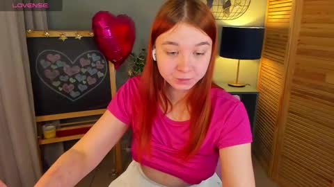 Snapshot of lexxxyone chatting on March 11, 2025, 8:20 pm lexxxyone online show from March 11, 2025, 8:20 pm