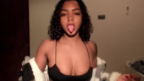 LEXY - Independent account online show from December 21, 2025, 7:10 pm