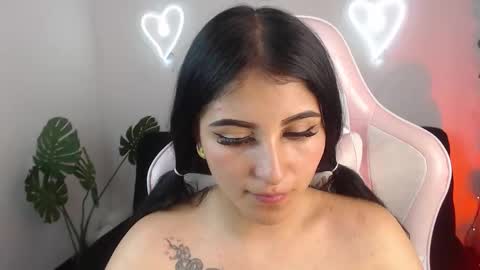 Snapshot of lexy_storm_18 chatting on October 16, 2025, 9:05 pm lexy_storm_18 online show from October 16, 2025, 9:05 pm