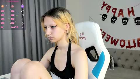 Snapshot of lexy_woorhez chatting on November 1, 2025, 11:34 am Lexy online show from November 1, 2025, 11:34 am