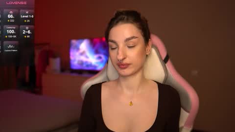 Lexy online show from November 5, 2025, 2:11 am