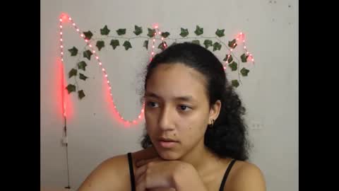 lolita online show from January 20, 2025, 8:29 pm