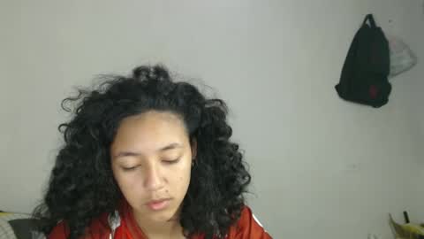 lolita online show from February 12, 2025, 12:22 pm