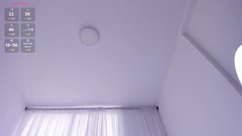 Leya online show from November 13, 2025, 8:52 pm