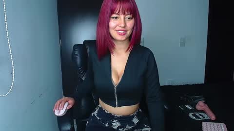 Snapshot of leydysexlover chatting on September 12, 2025, 12:33 am Leydy online show from September 12, 2025, 12:33 am