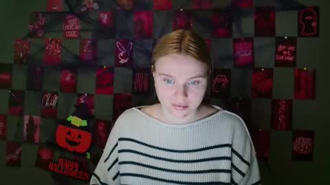 Leyla online show from October 31, 2025, 7:09 am