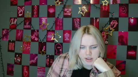 Leyla online show from December 16, 2025, 7:13 am