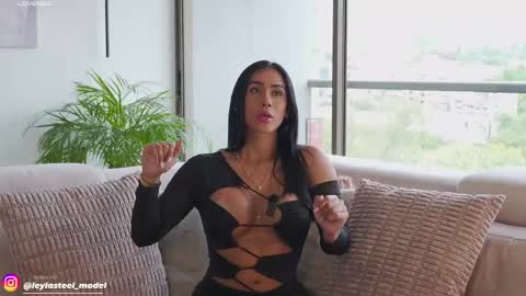 Snapshot of leyla_steel chatting on May 13, 2026, 4:48 pm INSTA leylasteel model online show from May 13, 2026, 4:48 pm
