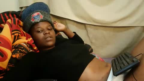 leylacuty13 online show from March 16, 2026, 9:24 am