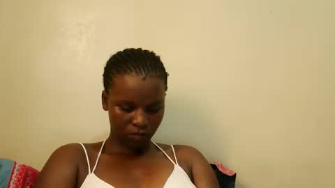 leylacuty13 online show from April 5, 2026, 10:01 am