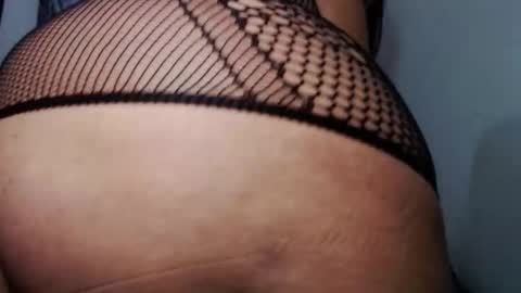 leyli_ass online show from October 12, 2025, 1:37 am