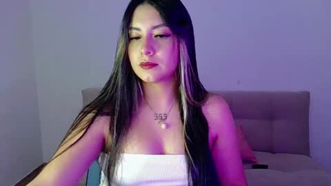 Lia  online show from April 21, 2026, 11:40 pm