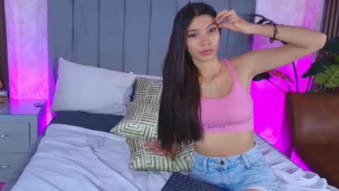 Snapshot of lia_banksgb chatting on February 28, 2025, 2:09 am Maria Jose Lujan online show from February 28, 2025, 2:09 am