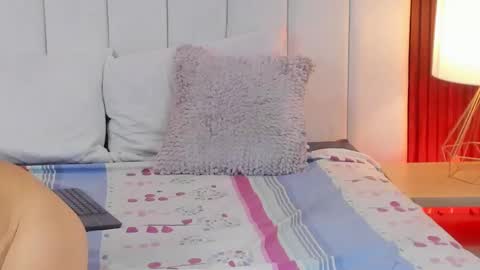 Snapshot of lia_banksgb chatting on March 12, 2025, 11:33 pm Maria Jose Lujan online show from March 12, 2025, 11:33 pm