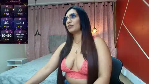 Snapshot of lia_blake_ chatting on October 27, 2025, 10:58 pm LIA online show from October 27, 2025, 10:58 pm