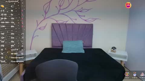 Snapshot of lia_blake_ chatting on December 4, 2025, 12:25 pm LIA online show from December 4, 2025, 12:25 pm