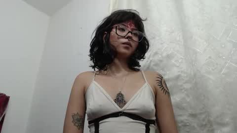 Lia online show from October 24, 2025, 11:01 pm