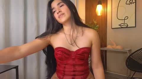 LIA online show from October 15, 2025, 6:19 pm