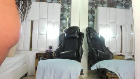 Snapshot of lia_mariana chatting on February 8, 2026, 9:40 pm lia_mariana online show from February 8, 2026, 9:40 pm