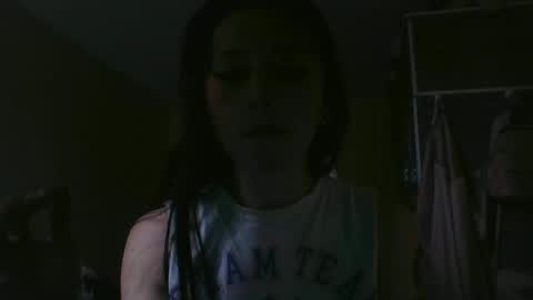 Little Queen Lia  online show from October 31, 2025, 7:04 pm