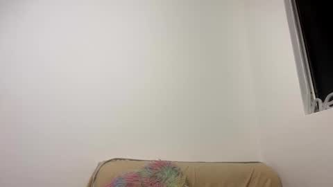 Snapshot of lia_queen610 chatting on May 13, 2026, 1:14 am Little Queen Lia online show from May 13, 2026, 1:14 am