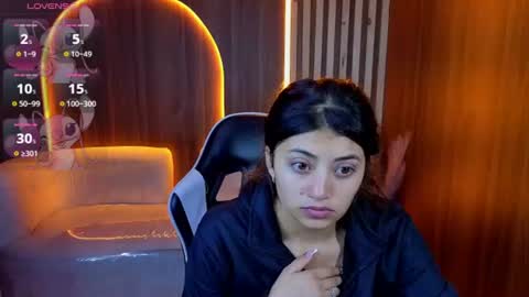 Snapshot of lia_queen_tx chatting on June 9, 2026, 3:07 am Online 1400 - 2100 online show from June 9, 2026, 3:07 am