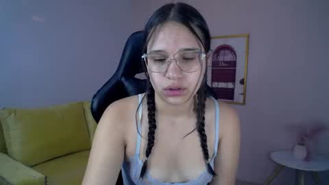 Snapshot of lia_rose_ch chatting on June 19, 2026, 12:31 pm lia_rose_ch online show from June 19, 2026, 12:31 pm