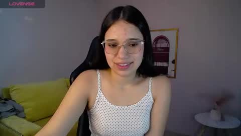 Snapshot of lia_rose_ch chatting on June 24, 2026, 12:26 pm lia_rose_ch online show from June 24, 2026, 12:26 pm